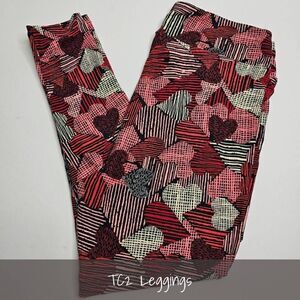 LuLaRoe TC2 Leggings Plus Size Hearts NEW
